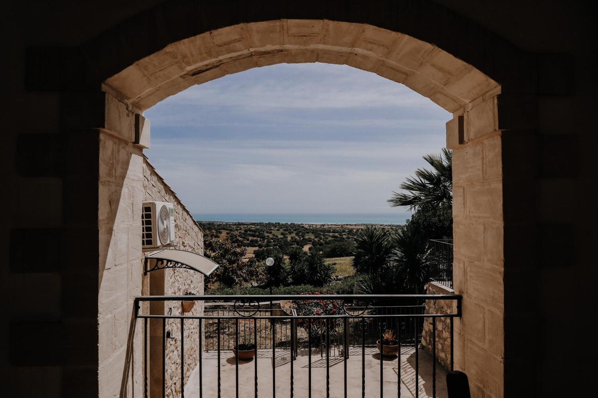 Balcone Mediterraneo - Donnalucata & Marina Di รากูซา ภายนอก รูปภาพ